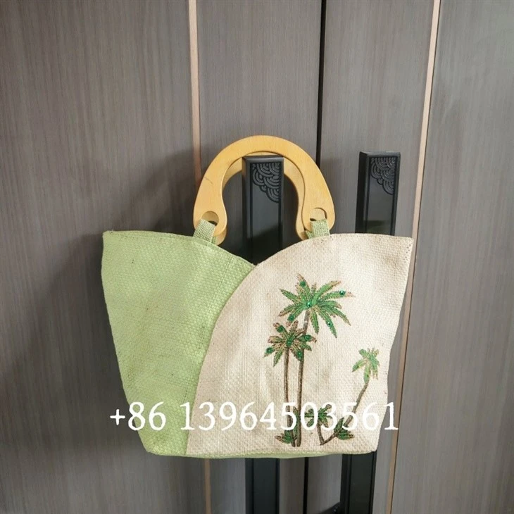 Tas jerami tenunan bambu