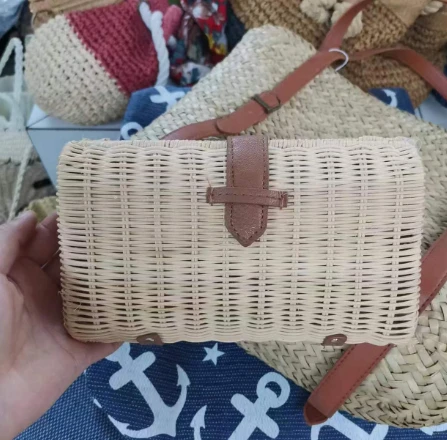 Tas Malam Anyaman Tangan Rotan Kecil