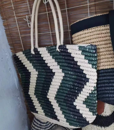 Tas Jerami Wanita Garis Hijau