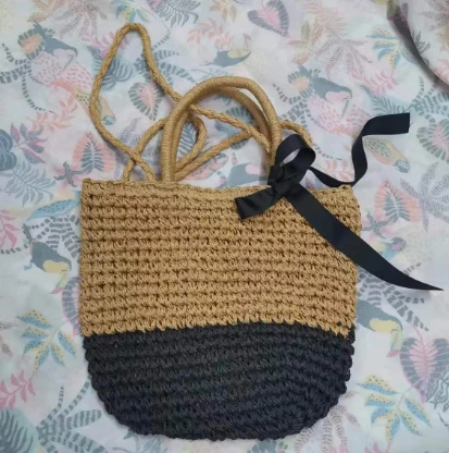 Tas Anyaman Kertas Gagang Panjang Coklat & Hitam
