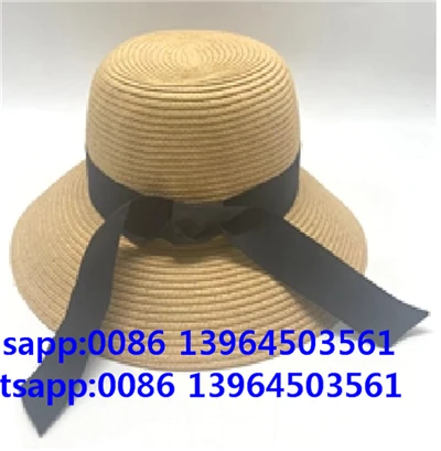 Topi jerami dengan topi betina dekorasi busur