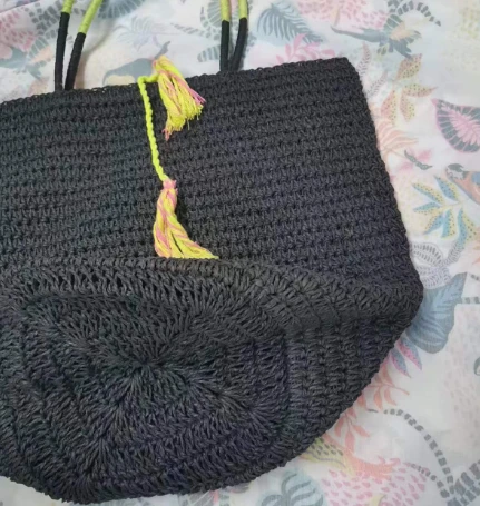 Tas Wanita Jerami Kertas Besar Hitam