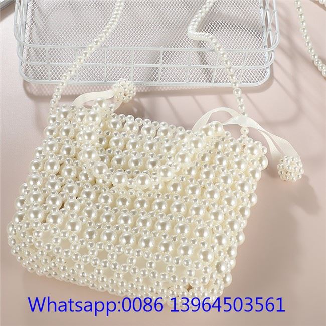 Tas Manik Mutiara Putih Buatan Tangan