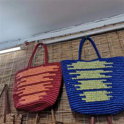 Tas Jerami Buatan Tangan, Anda Pantas Mendapatkannya!