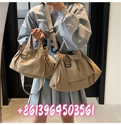 Tas nilon bahu