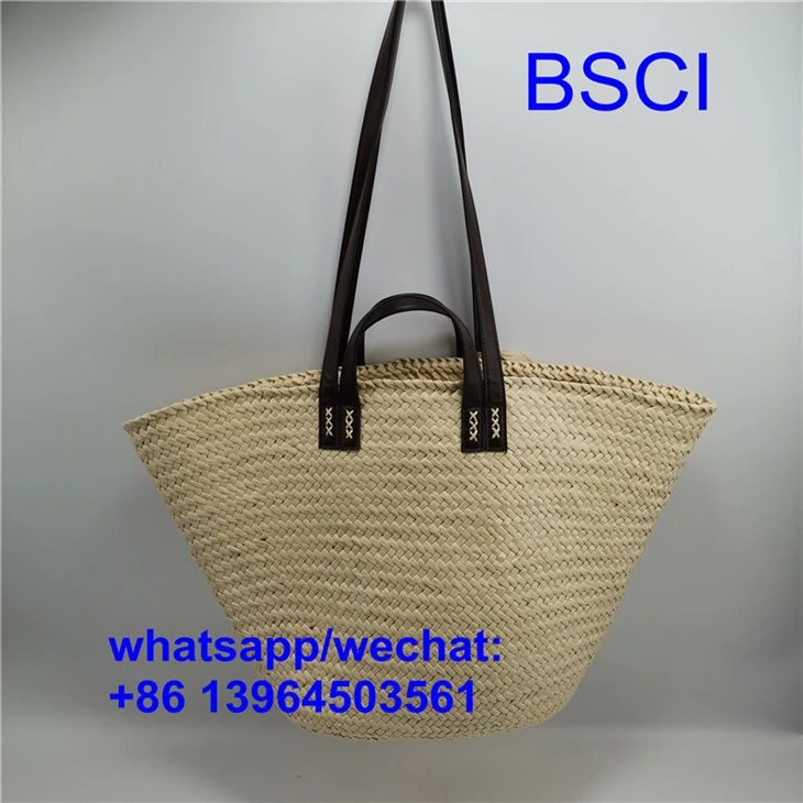Tas pantai buatan tangan wanita