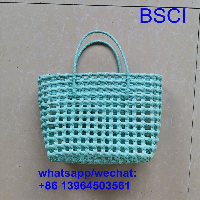 Tas Tote Anyaman Plastik