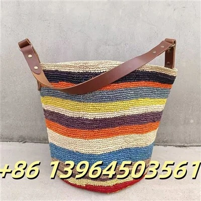 Busket Raffia Wanita Berwarna -warni
