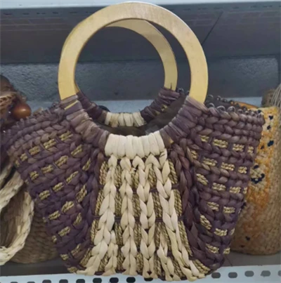 Tas Women Tangan Bertenunan Tangan Gelap