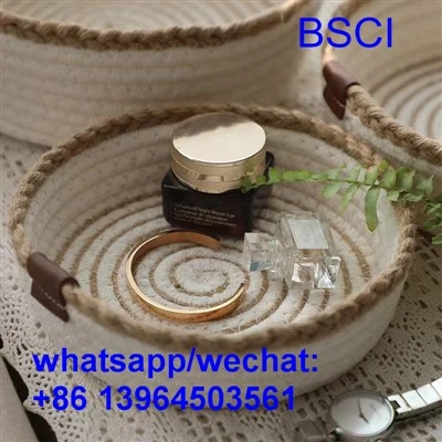 Tempat Penyimpanan Kain dengan Pencetakan