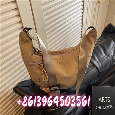 Tas bahu nilon pria